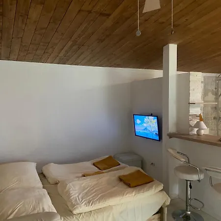 Lejlighed Medlin Apartman 2 *